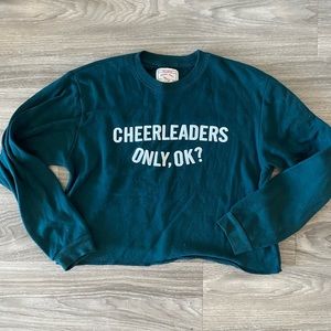 Pull & Bear Graphic Cropped Sweatshirt in green (S)